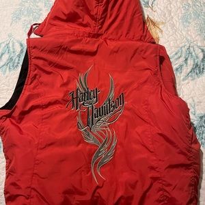 HD reversible HD vest and has removable hoodie.